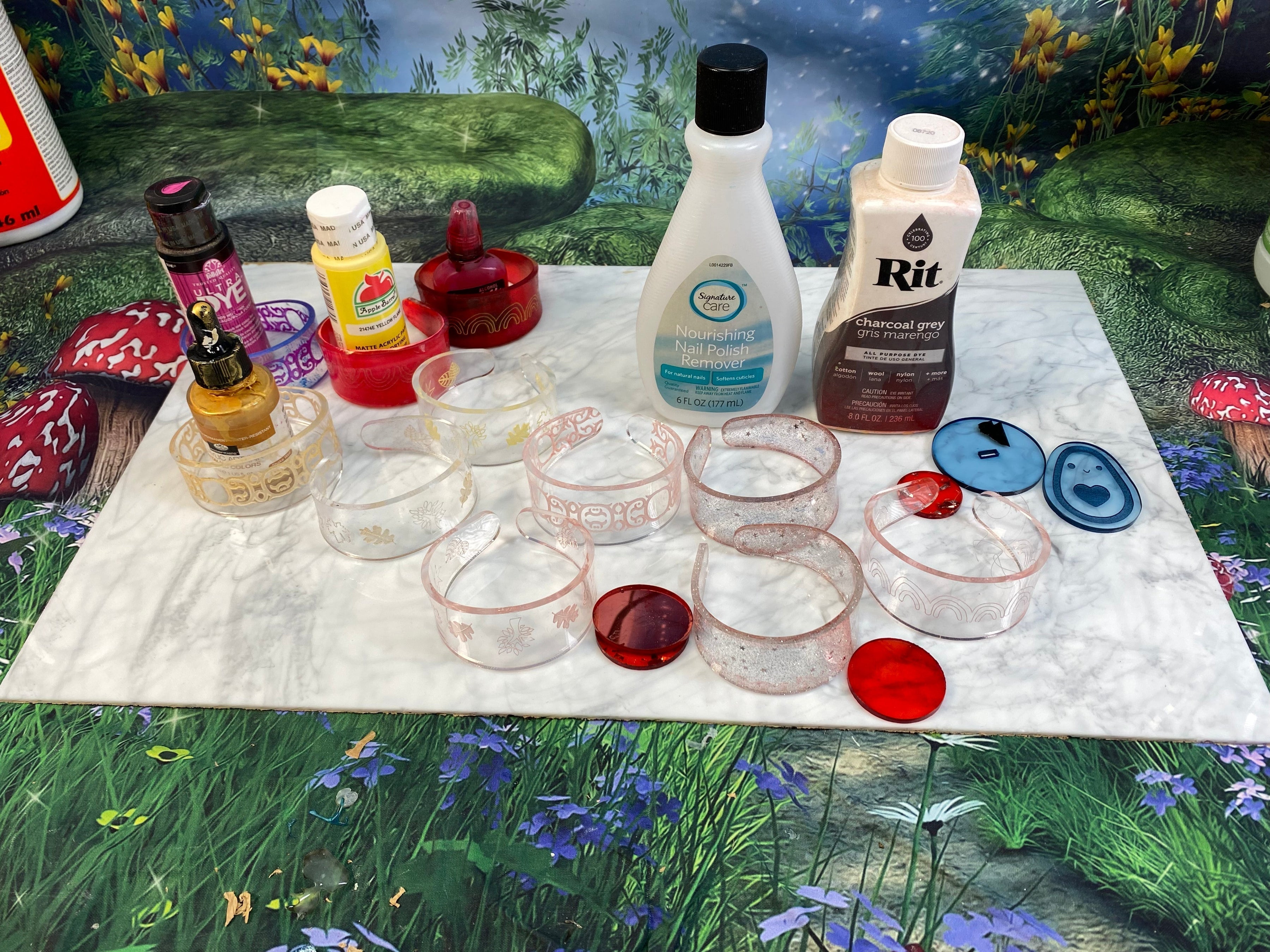 How to Dye Acrylic — Craft Closet